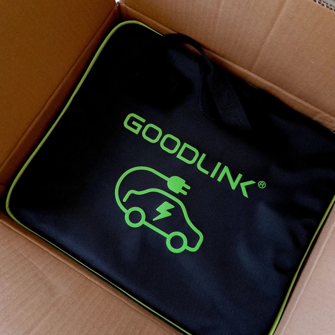 Goodlink állítható erősségű hordozható elektromos töltő 7,2 kW (Type2) 32A, fali tartóval és hordtáskával