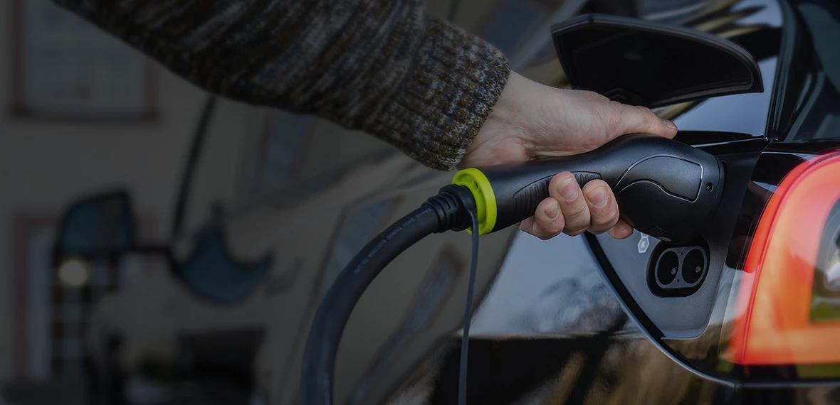 Hordozható és fali elektromos autó töltők